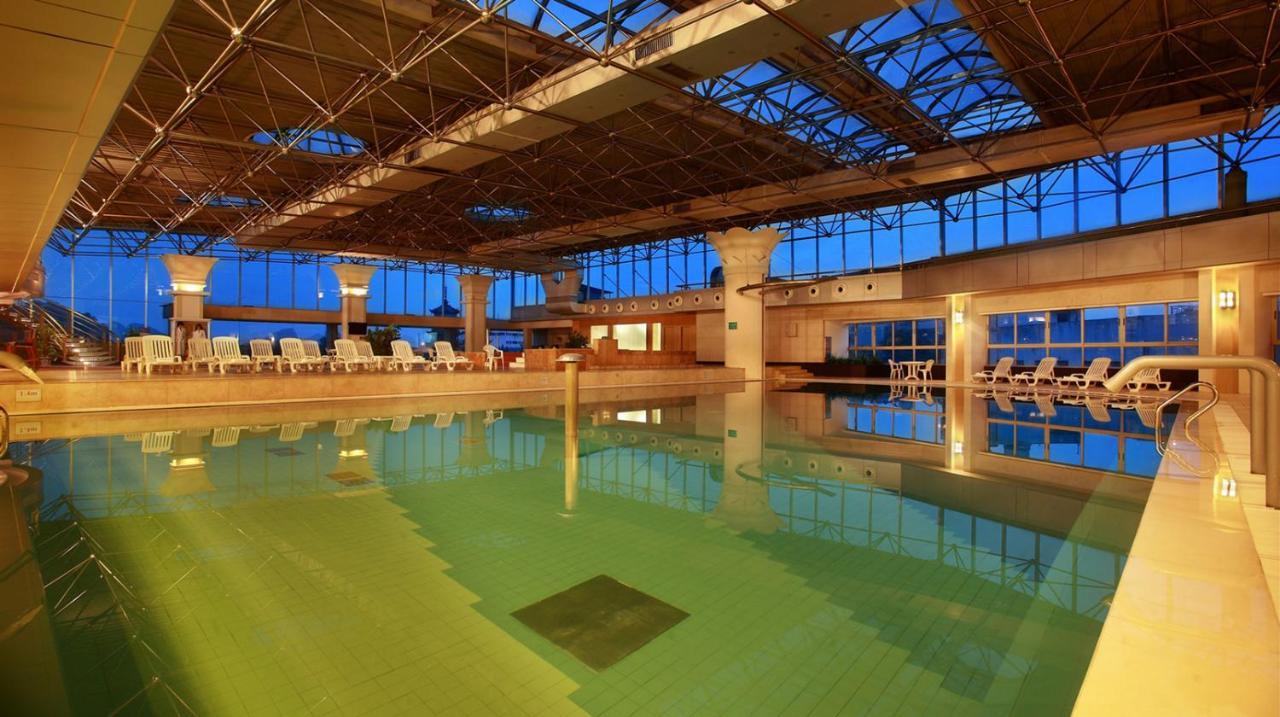 Lijiang Waterfall Hotel Guilin Exterior photo