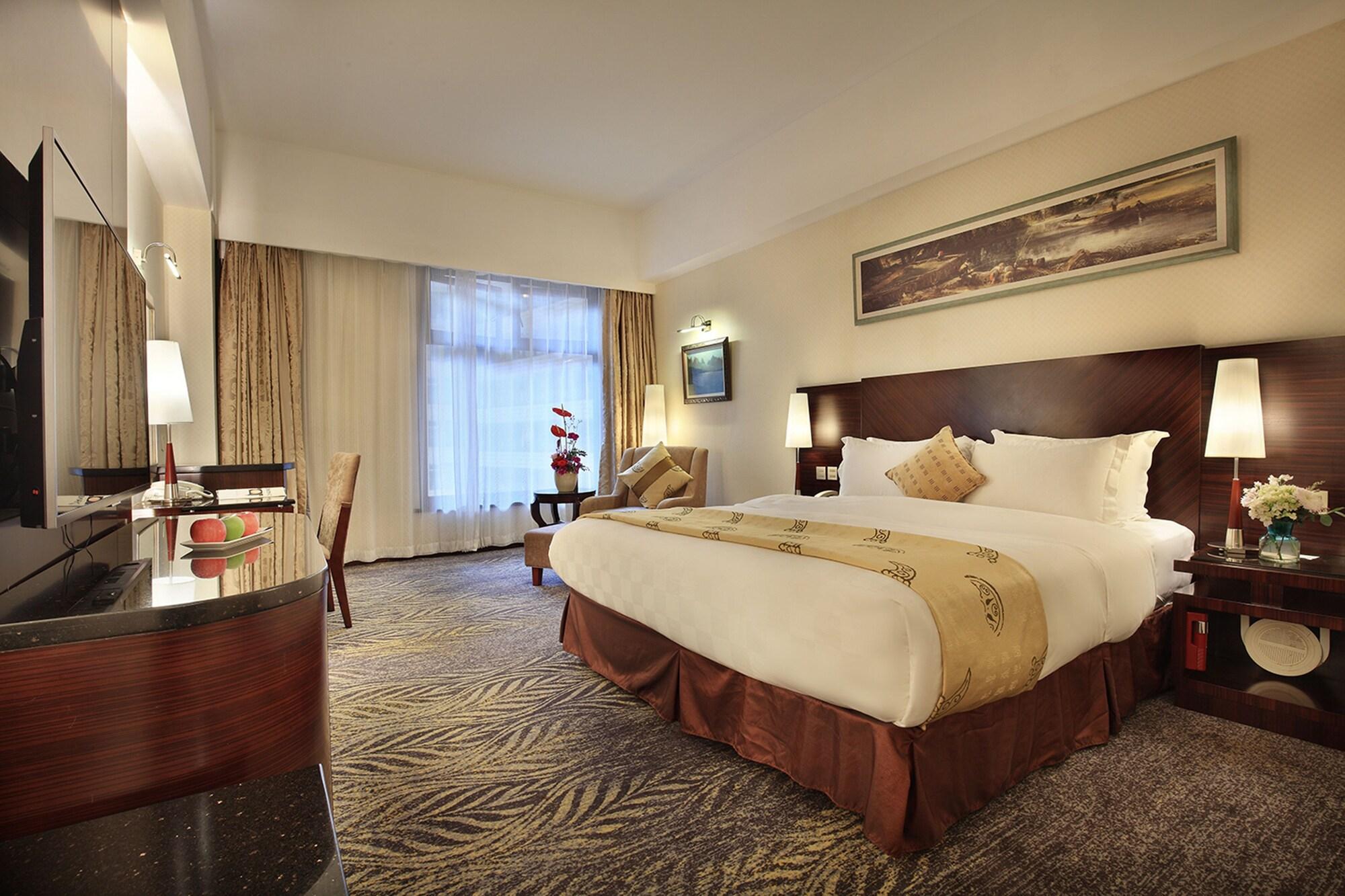 Lijiang Waterfall Hotel Guilin Exterior photo