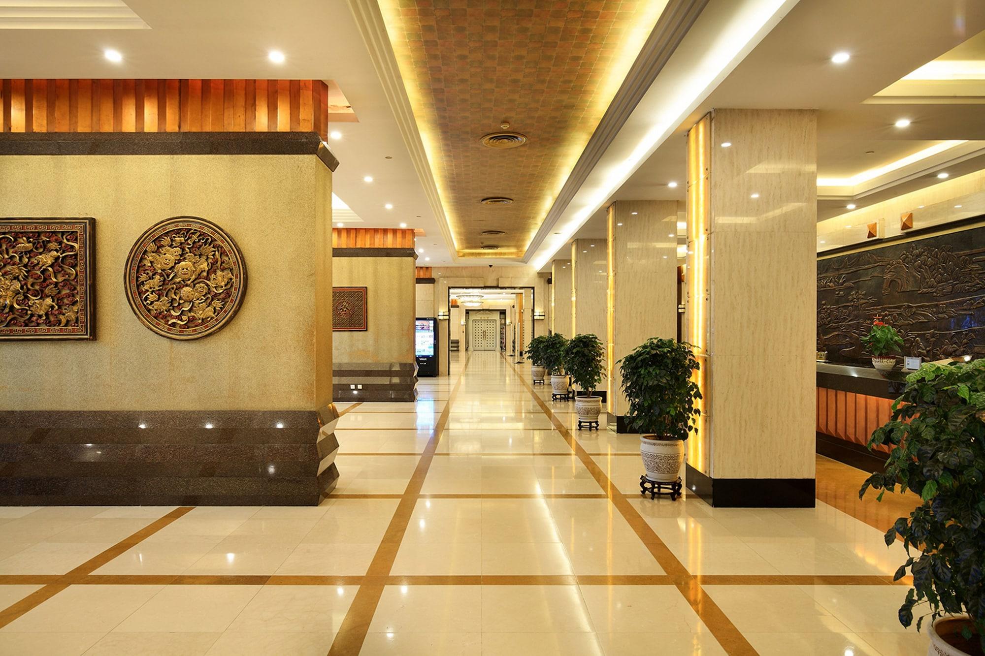 Lijiang Waterfall Hotel Guilin Exterior photo